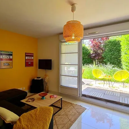 Daire Happy Two - With Garden & Parking